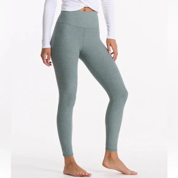 TWO Vuori Clean Elevation Leggings - Picture 2 of 4